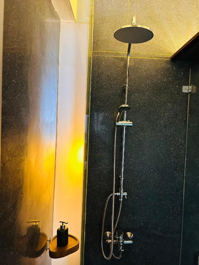 Hotel Concon House Hanoi Esterno foto